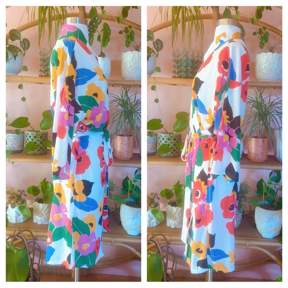 Show Me Your MuMu Standard Brie Colorful Floral Patterned Fabric Robe Tie Waist - Picture 7 of 8